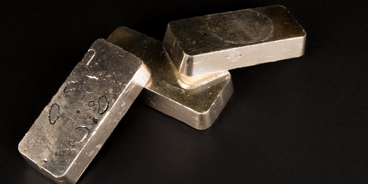 JP Morgan Taking Full Advantage of Undervalued Silver Prices
